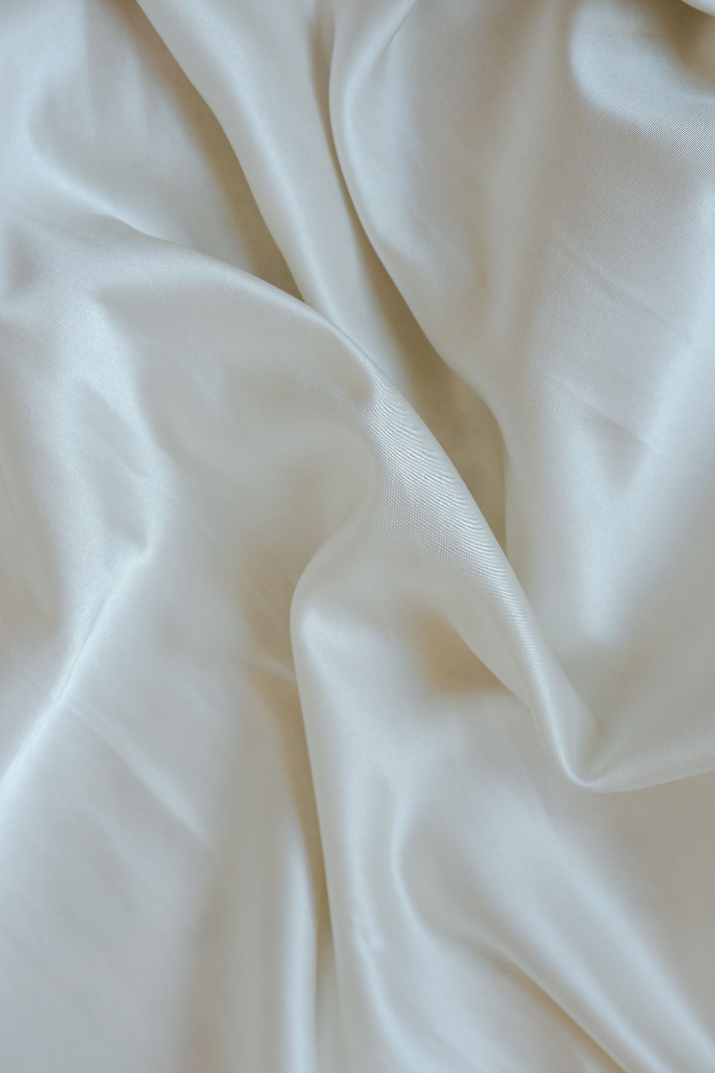 Soie 22 momme — surface lisse et lumineuse