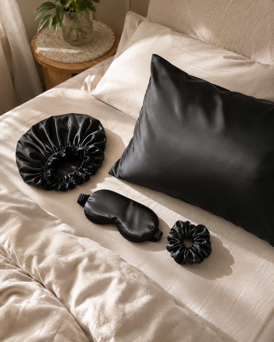 Lit en lin avec taie, masque, chouchou et bonnet en soie 22 momme coloris noir